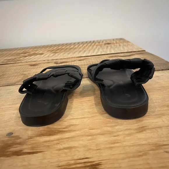 🖤 Free People Winding River Sandal in Black sizes 8 and 9.5 Available