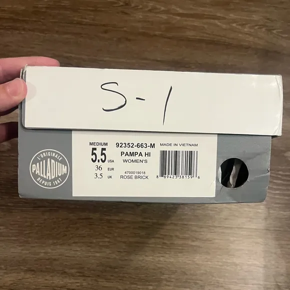 🆕 Palladium | Pampa HI High Top Sneakers in Rose Brick Size 5.5