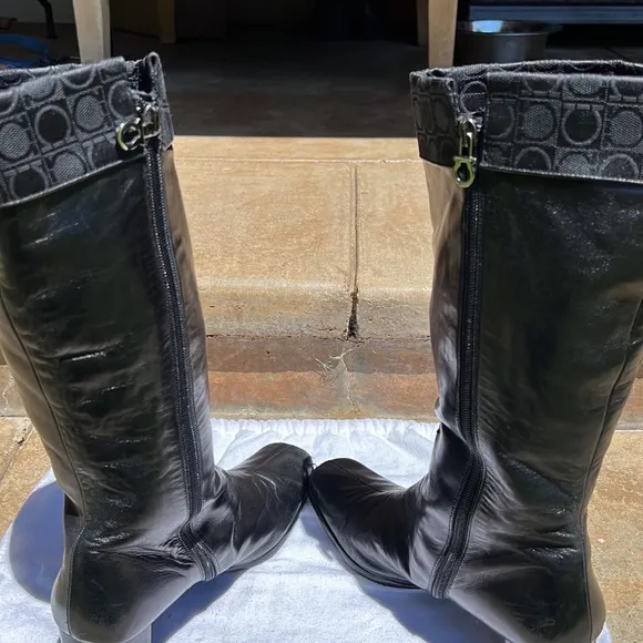 - Salvatore Ferragamo black calf skin boots in good condition. Women’s sz 10
