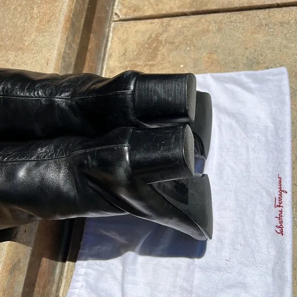 - Salvatore Ferragamo black calf skin boots in good condition. Women’s sz 10