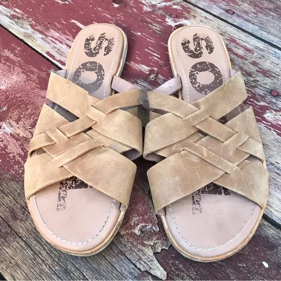 🍄 Sorel Ella Tan Leather Slide Sandals