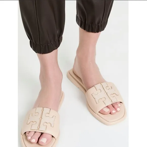 - Tory Burch Ines Dolce de Leche Leather slide size 8.5