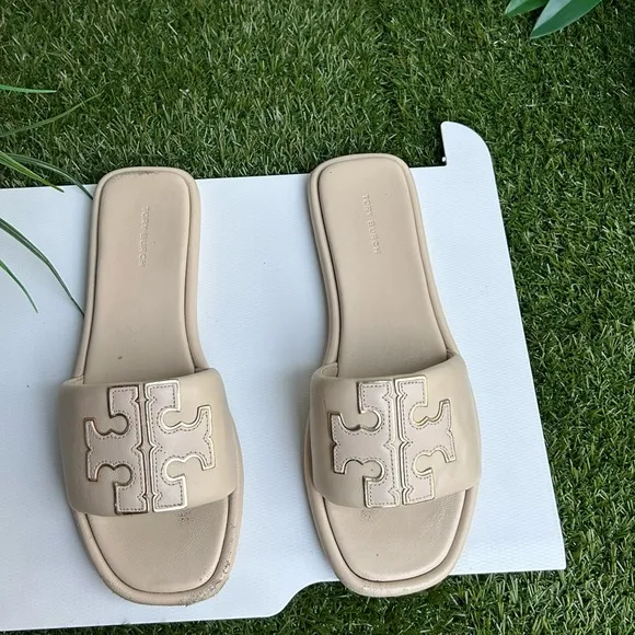 - Tory Burch Ines Dolce de Leche Leather slide size 8.5