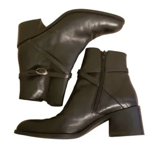 111 State 8.5B Black Chunky Y2K 90s Heeled Ankle Boots Booties