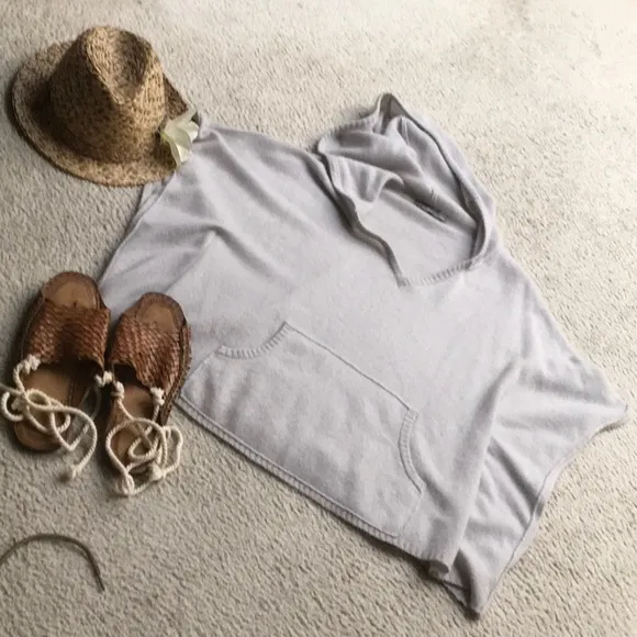 27 MALIBU/GRAY-CASHMERE PONCHO HOODIE