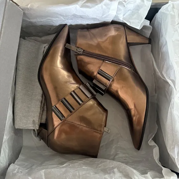 $495 Aquatalia Aubree Calf Rose Gold Leather Ankle Boots Bronze Metallic 7M EUC