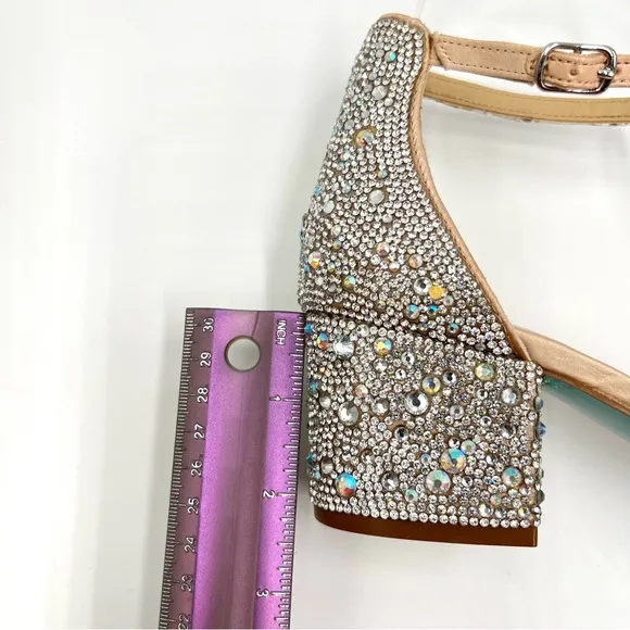 6.5W 6.5 WIDE WIDTH Betsey Johnson Womens SB Mari Jeweled Dress Sandals Shoes