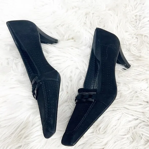 90S Vintage Stuart Weitzman Black Suede Perforated Loafers 8.5 Narrow 8 1/2