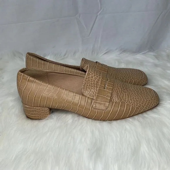 A/Anthropologie NWOT Hadley Tan Embossed Croc Penny Loafers Sz 9