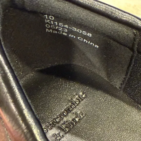 Abercrombie &amp; Fitch Loafers Size 10 Black Faux Leather