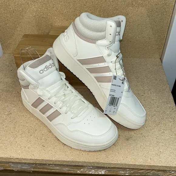 Adidas Hoops 3.0 Mid Sneakers (95)