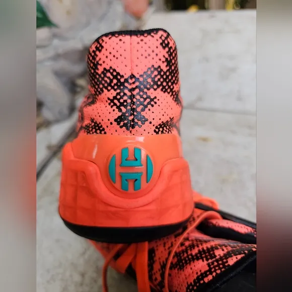 Adidas James Harden Vol 4 Basketball Sneakers Shoes Boys Kids Size 5.5