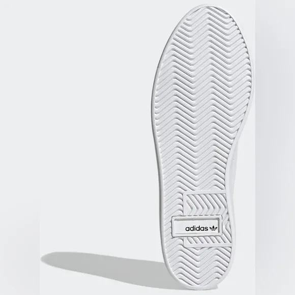 Adidas — Sleek Sneakers — Cloud White, New without box