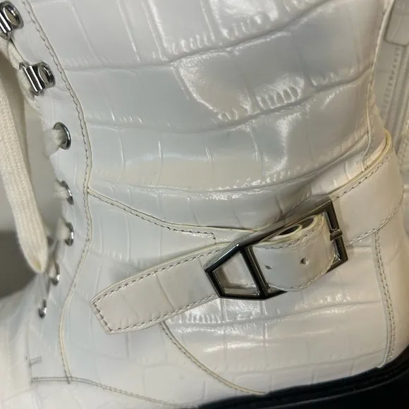 “Aerosoles” Women’s White Lace Up Ankle Boots w/Side Zipper&amp; Chunky Sole Size 10