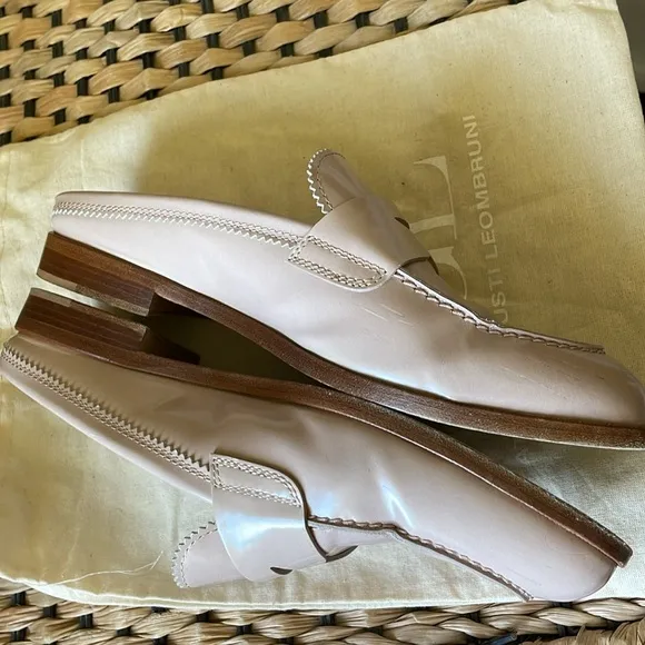 AGL Penny beautiful dusty purple leather slip on loafers