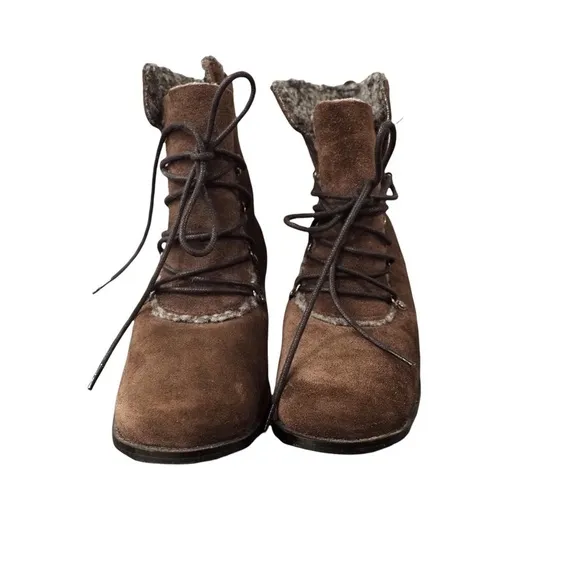 AJ Valenci sz 7W brown suede lace-up lined boots