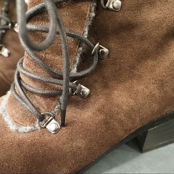 AJ Valenci sz 7W brown suede lace-up lined boots