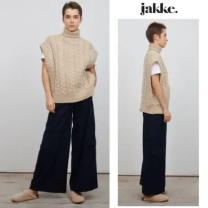 AKKE Sade Chunky Sweater – NEW