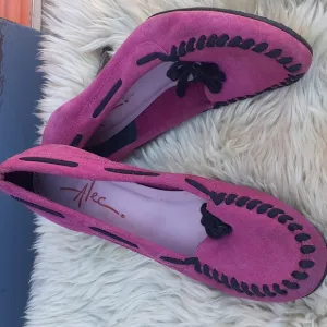 ALEC BARBIE Pink Fuchsia  Suede loafers Pumps heels  size 9