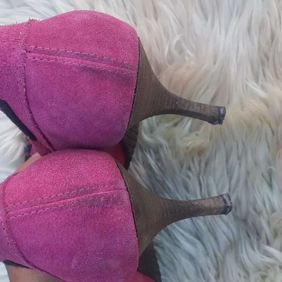 ALEC BARBIE Pink Fuchsia  Suede loafers Pumps heels  size 9