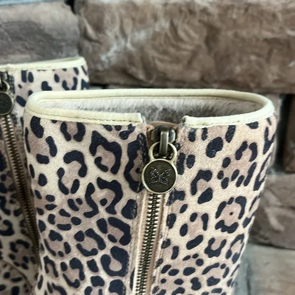 Alegria Chalet Savage Mid Calf Sherpa Lined Leopard Print Boots / SZ 38 or 8-8.5