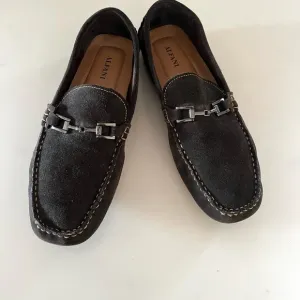 ALFANI•mens brown suede horsebit driving moccasins loafers 11.5M EUC