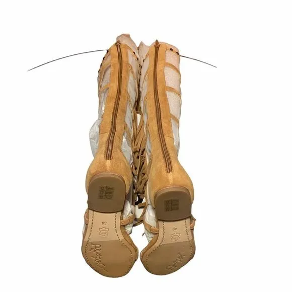 Alice   Olivia by Stacey Bendet gladiators sandals