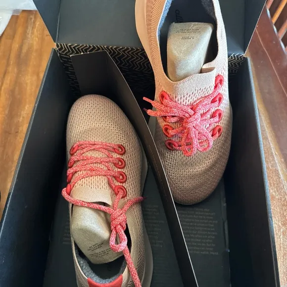 Allbirds Men Size 10.5 Tree Dasher Flame Light Red Sneakers Lace Up Size 10.5