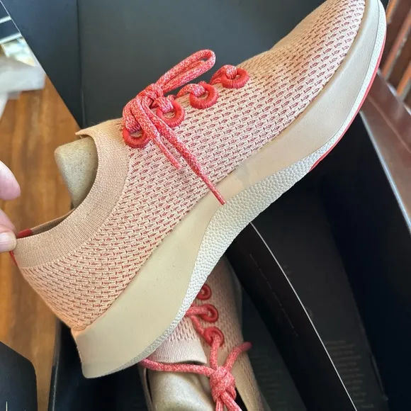 Allbirds Men Size 10.5 Tree Dasher Flame Light Red Sneakers Lace Up Size 10.5