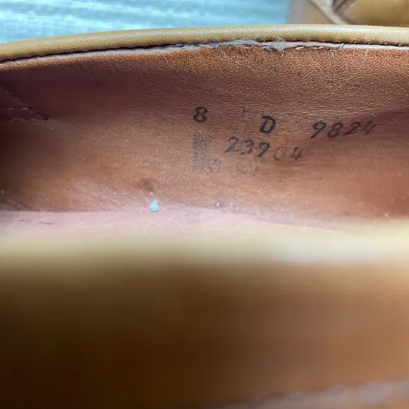 Allen Edmonds brown leather McGraw penny loafers. Size 8