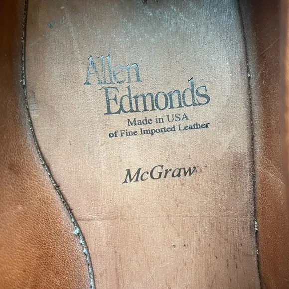Allen Edmonds brown leather McGraw penny loafers. Size 8