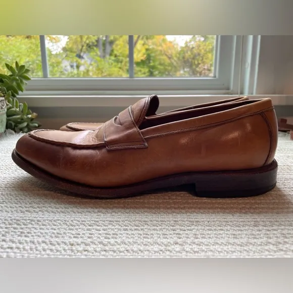 Allen Edmonds brown leather McGraw penny loafers. Size 8