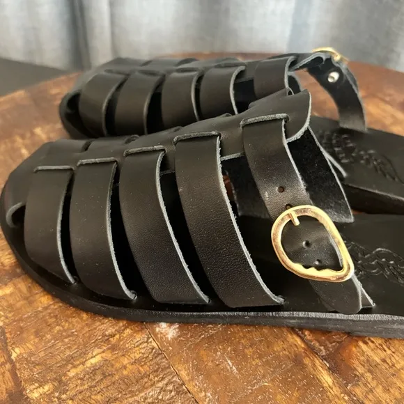 Ancient Greek Cosmia black Leather Sandals size 6 New in Box