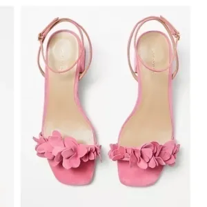 Ann Taylor pink sandals