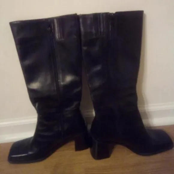Annie brand square toe leather black boots sz 7