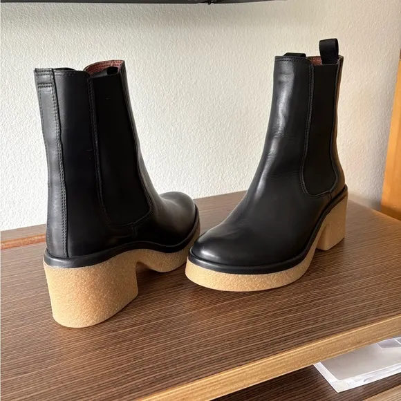 Anonymous Copenhagen - Black soft calf leather w/ gum platform sole