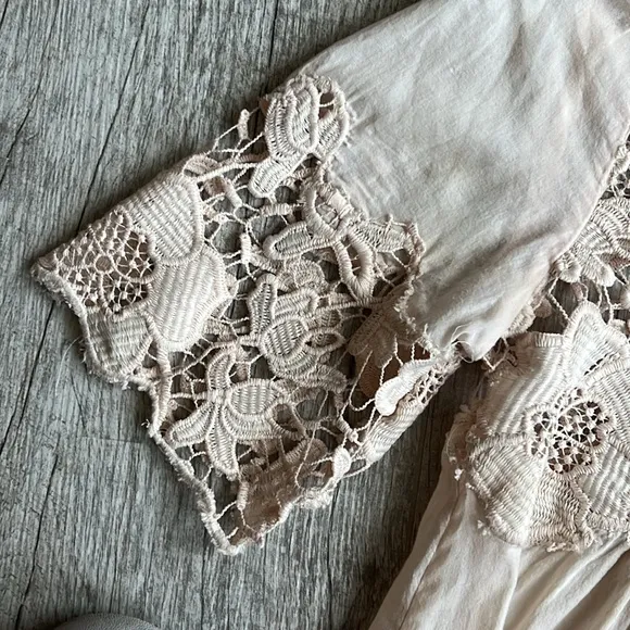 Anthropologie Holding Horses Magnolia Peach Mini Dress Crochet Size 0