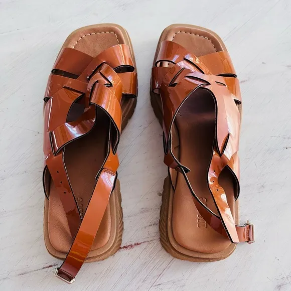 Anthropologie Maeve Open-Toe Fisherman Sandals Size 39 EUC $140