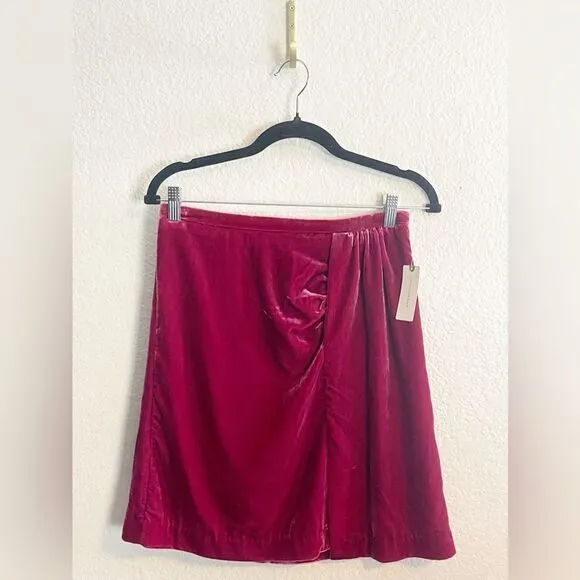 Anthropologie Montie Velvet Mini Skirt raspberry red size NWT. Size 6