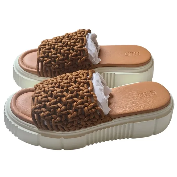 Anthropologie NIB Maeve Crochet Platform Slide Sandals Size 10