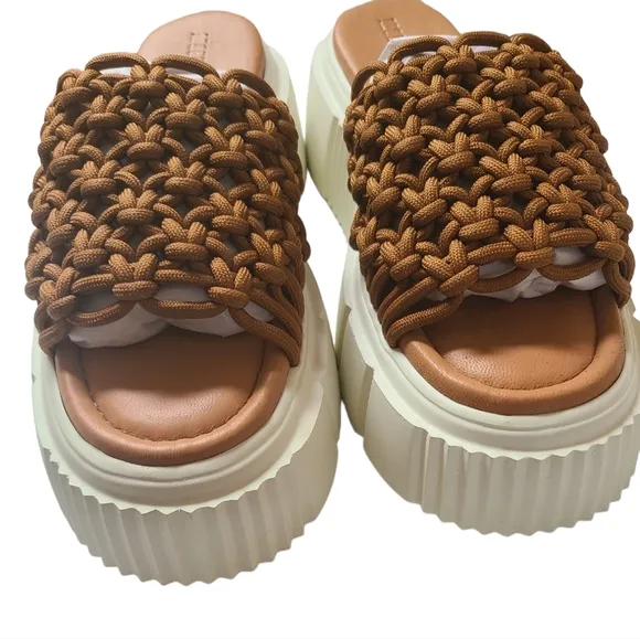 Anthropologie NIB Maeve Crochet Platform Slide Sandals Size 10