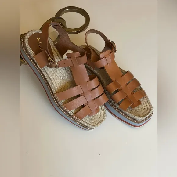 Anthropologie sporty platform leather tan espadrille Sandals size 9.5 / 10 NWOB
