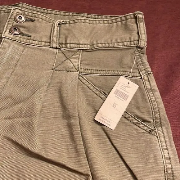 Anthropologie Pilcro Relaxed Pleat Shorts