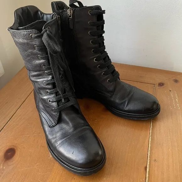 Aquatalia Women’s Super Racer Becca Combat Boots Black Lace Up Size 7