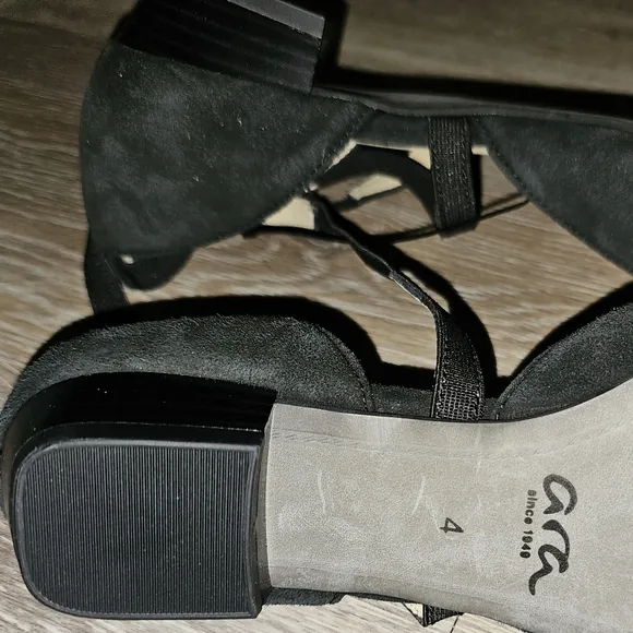 ARA strappy pointed toe flats size 4 6.5 black suede