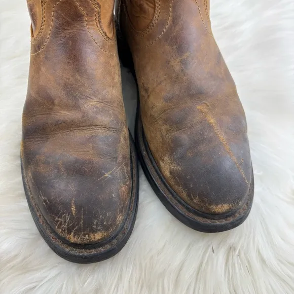 Ariat Rustic Brown Cowboy Boots with Round Toe