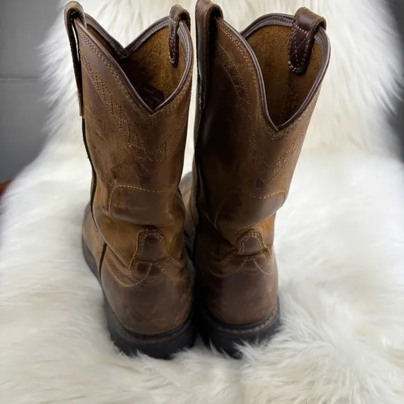 Ariat Rustic Brown Cowboy Boots with Round Toe