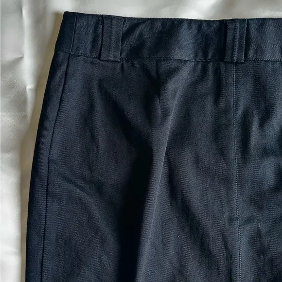 ATELIER BLACK KNEE LENGTH SKIRT SLEEK UTILITY STYLE CLASSIC SIZE/12 LARGE