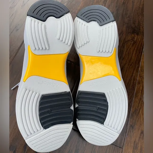 Athletics, ONE Sneakers Men’s shoes, size 9