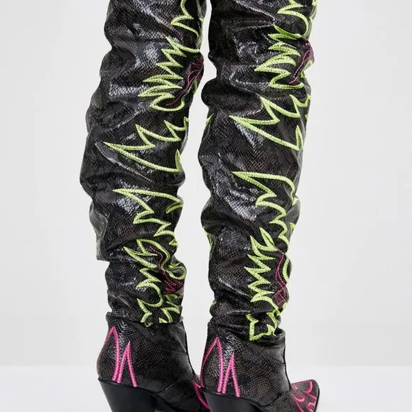 ATOMIC ON THE RUN BANDIT Cowgirl Boots ( BRAND NEW !!!! )